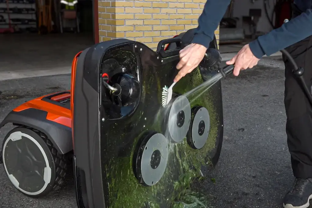 Husqvarna CEORA 